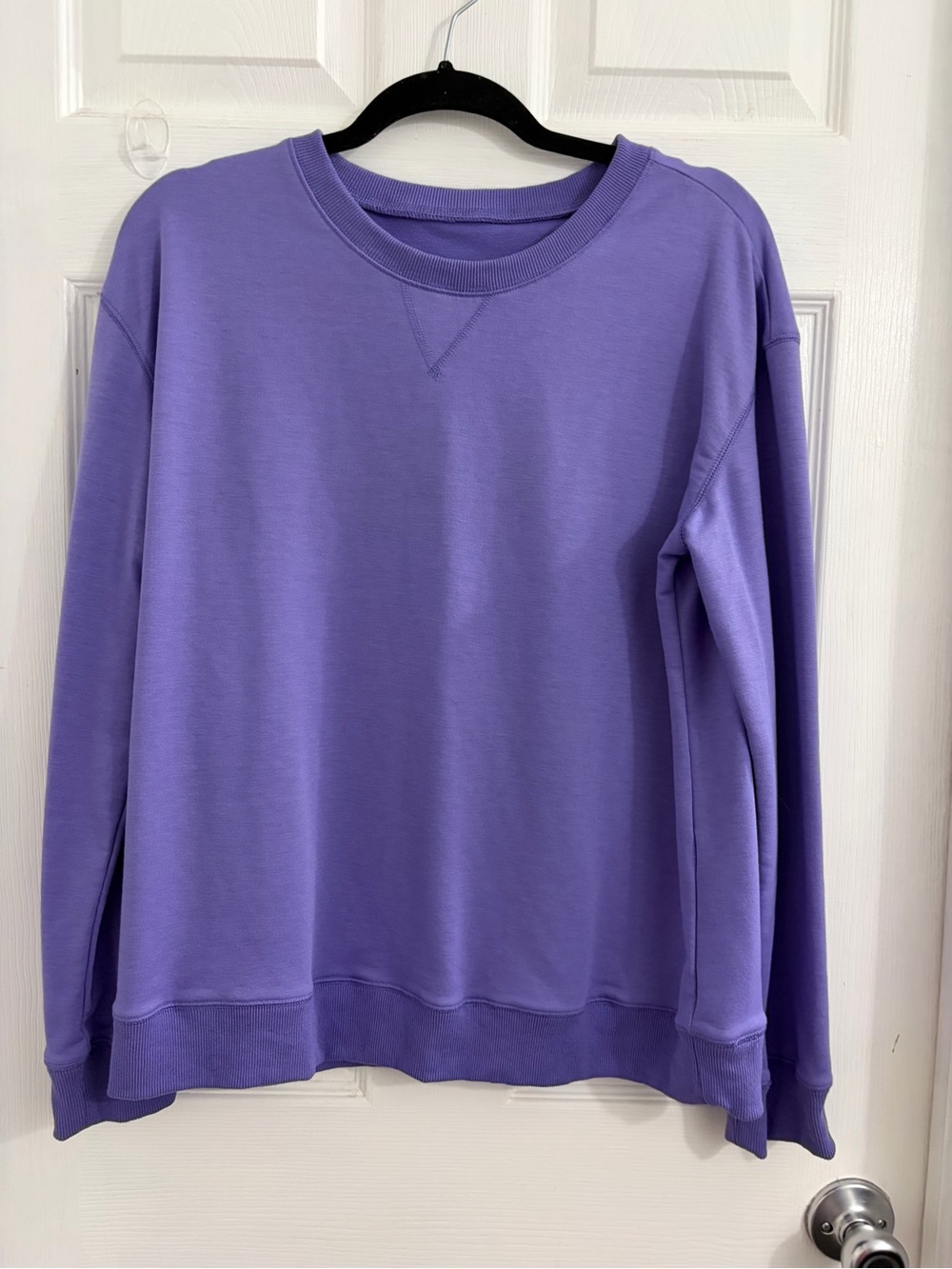 Lavender Crewneck Sweatshirt for Women